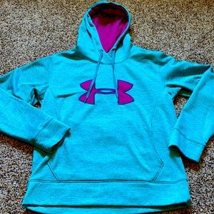 Under Armour sweatshirt hoodie